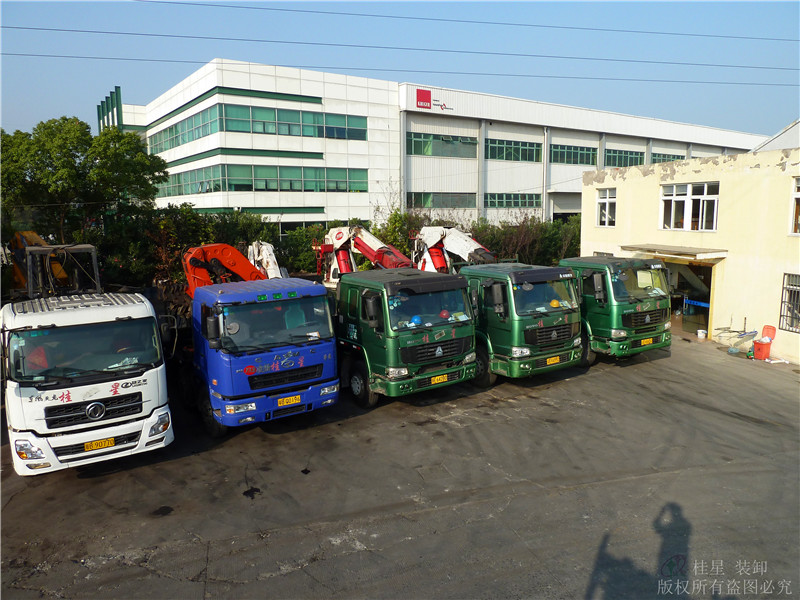 上海桂星吊車停放處 上海桂星吊車停放處