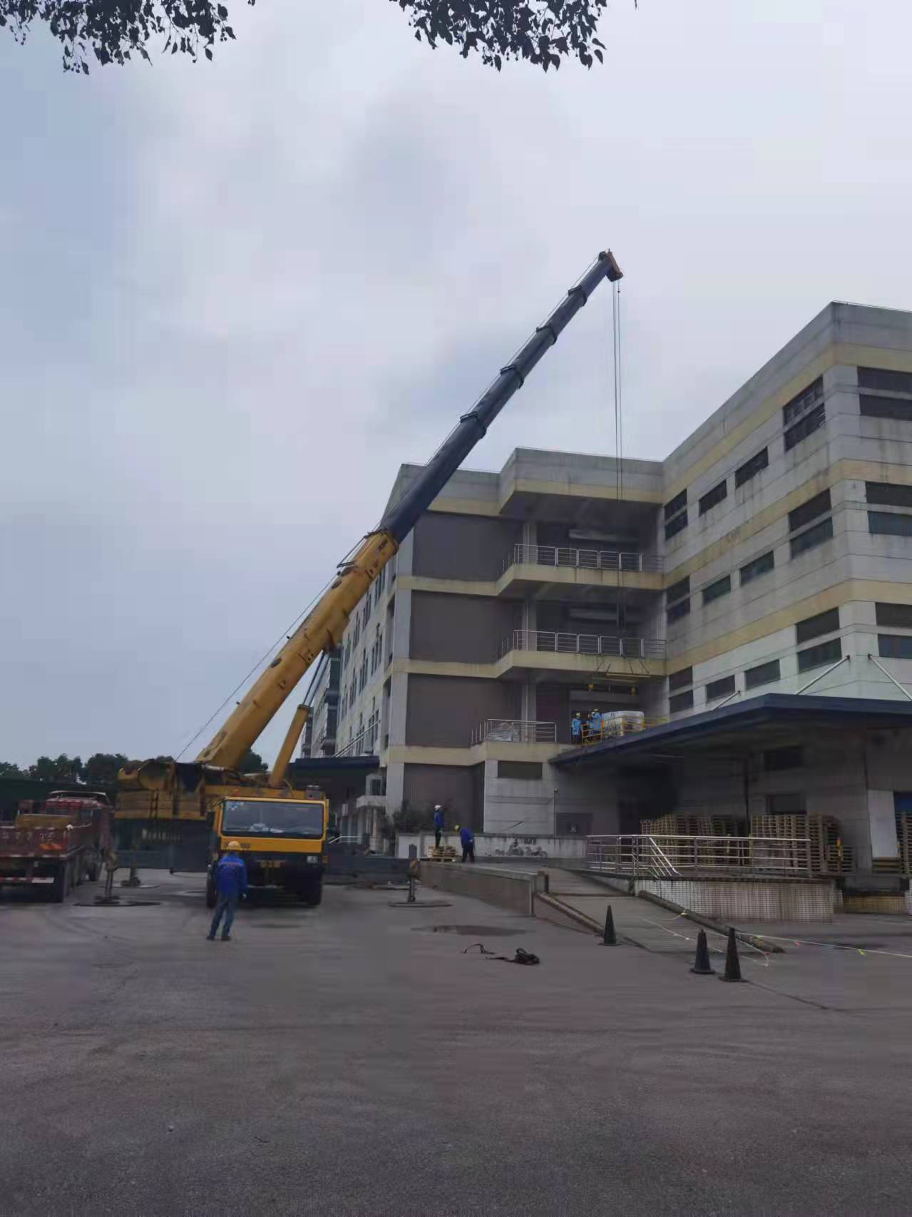 貼片機設備遠距離高空吊裝