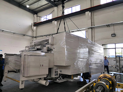 大型進(jìn)口印刷機(jī)吊裝搬運(yùn) 大型進(jìn)口印刷機(jī)吊裝搬運(yùn)