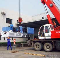 大型注塑機吊裝卸車