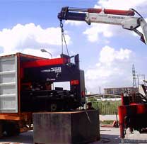 精密數控沖床吊裝