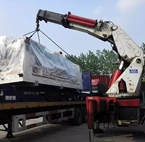 德國羅蘭印刷機(jī)搬運(yùn)